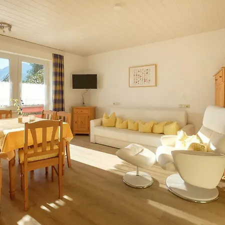 Alpenflora Appartement *