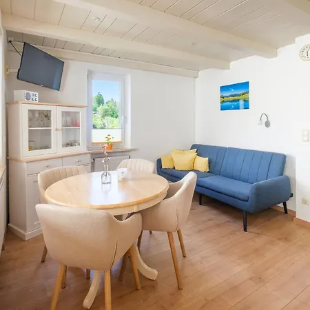 Alpenflora Apartment *
